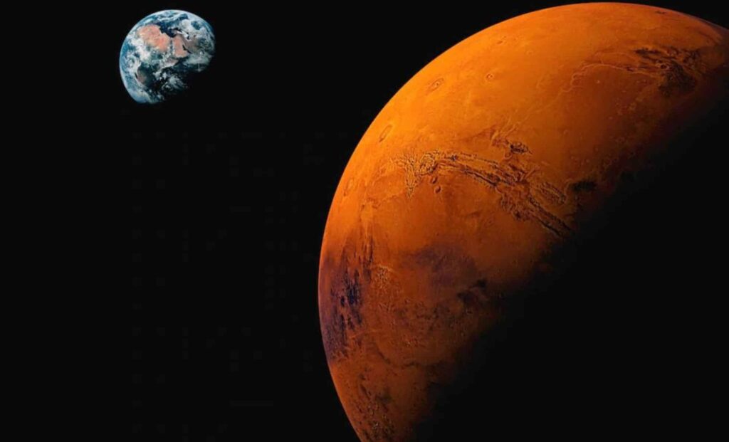 Mars Organic Material Discovery Offers Clues to Earth's Life Origins